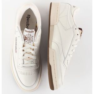 Club C 85 Vintage Sneakers, Size 6.5, Off White